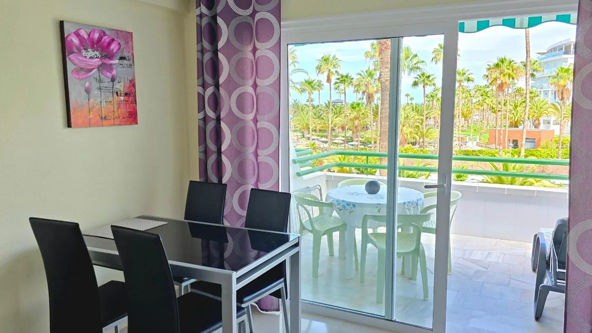 Studio In Beachfront Complex In El Duque Area, Costa Adeje Spain
