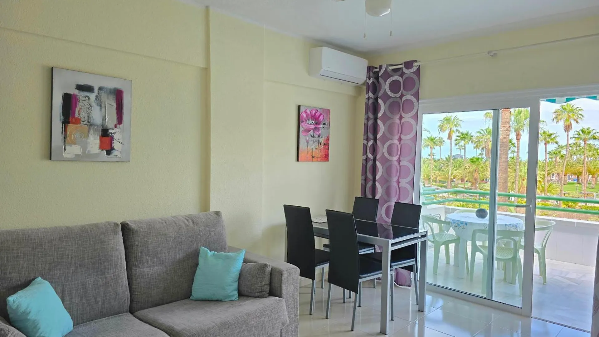 Studio In Beachfront Complex In El Duque Area, Costa Adeje contacts